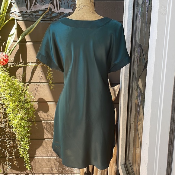 VTG VS Nightgown - Picture 5 of 7